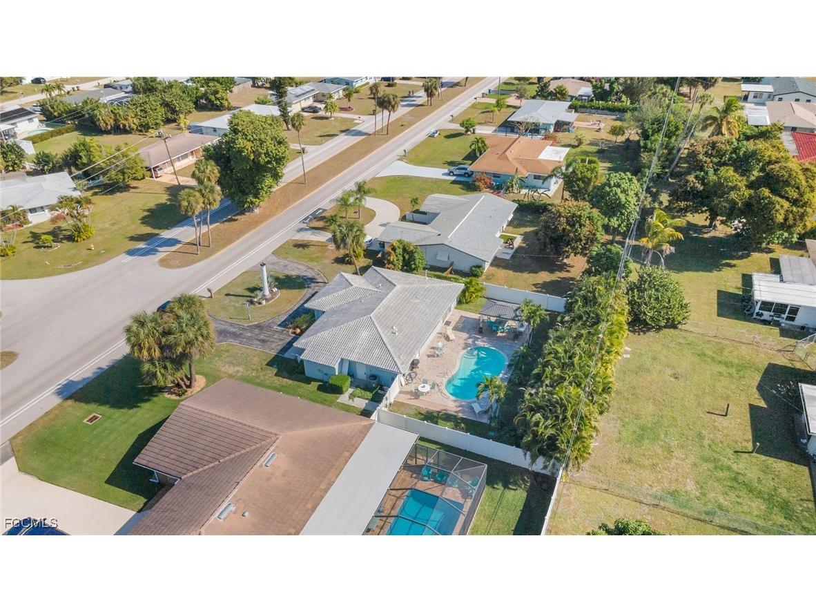 616 El Dorado Parkway E Cape Coral FL 33904 2026003043 image29