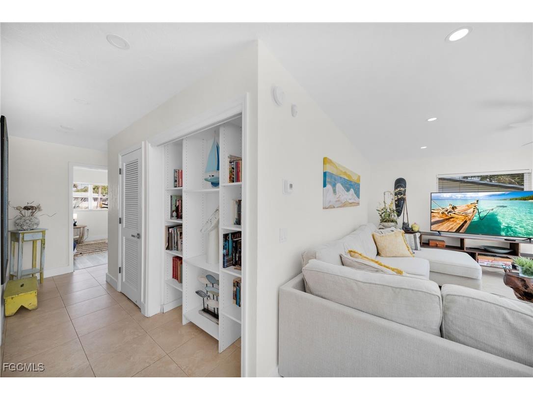 616 El Dorado Parkway E Cape Coral FL 33904 2026003043 image7