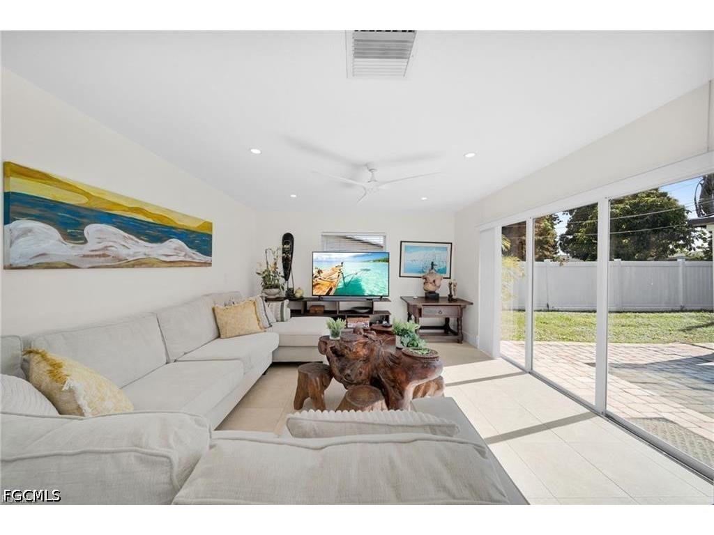 616 El Dorado Parkway E Cape Coral FL 33904 2026028813 image21