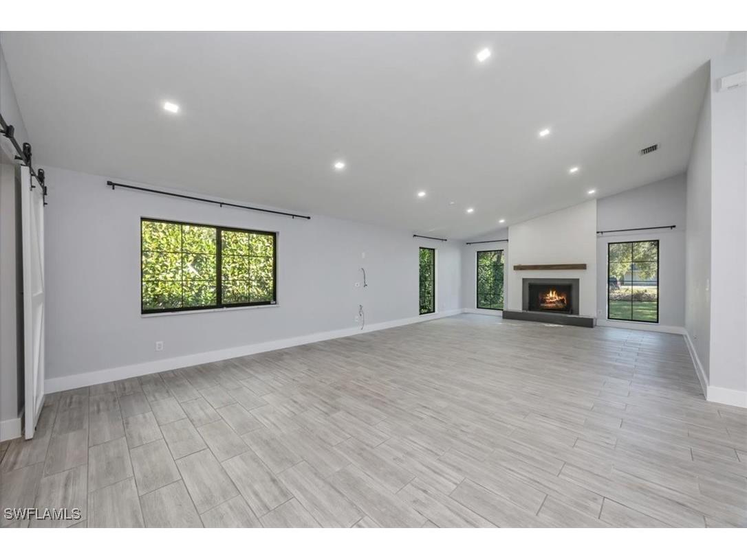 6161 Waxmyrtle Way Naples FL 34109 225083465 image2