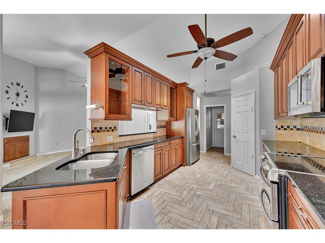 6163 Briarwood Terrace Fort Myers FL 33912 2025003718 image23