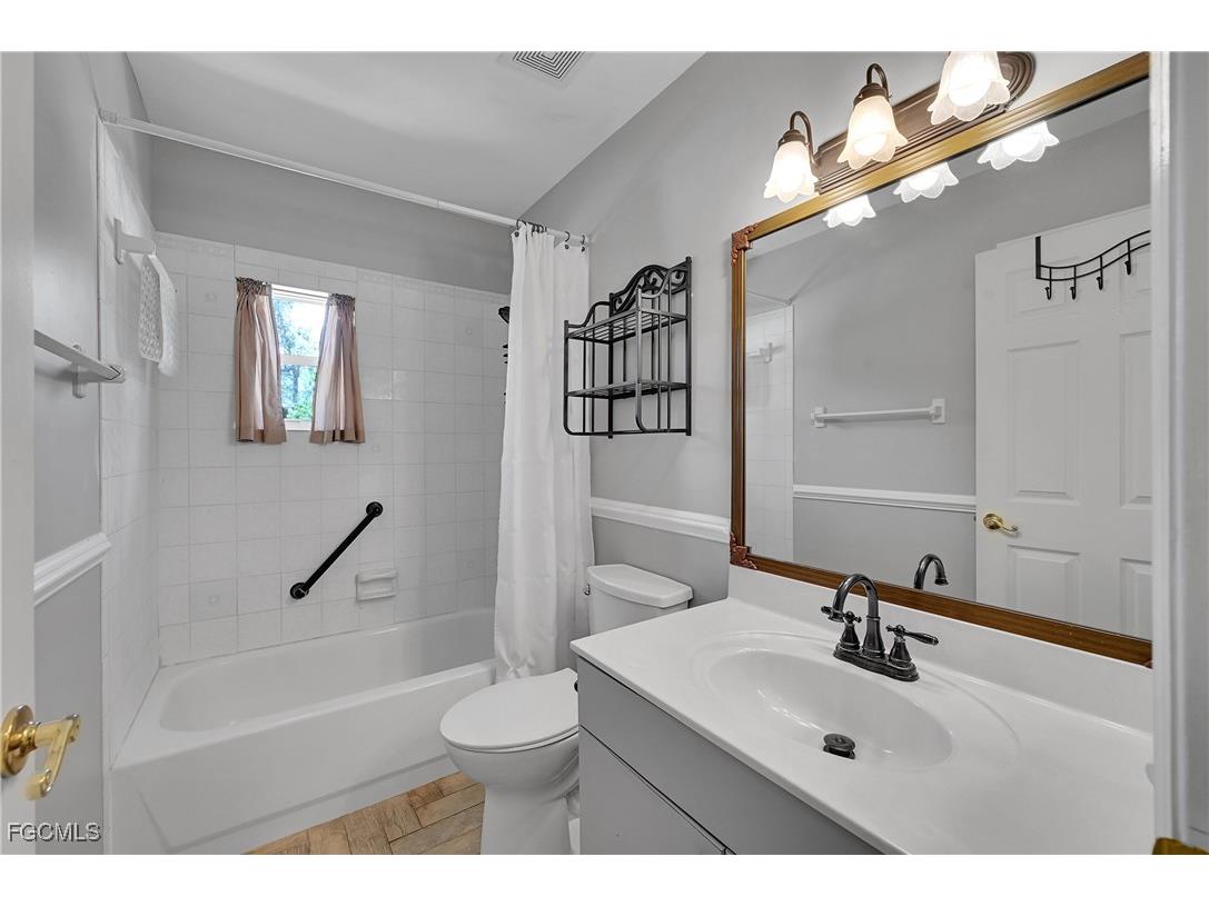 6163 Briarwood Terrace Fort Myers FL 33912 2025003718 image34