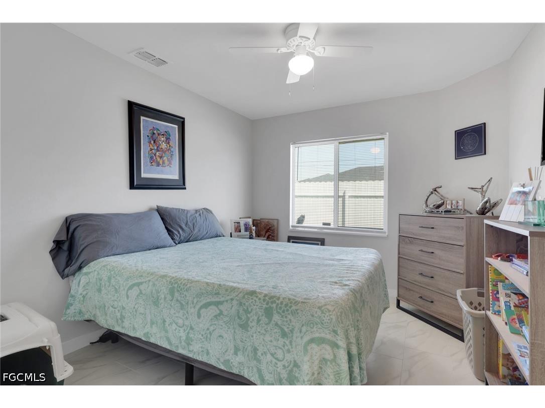 617/619 SE 12th Court Cape Coral FL 33990 2026014848 image11