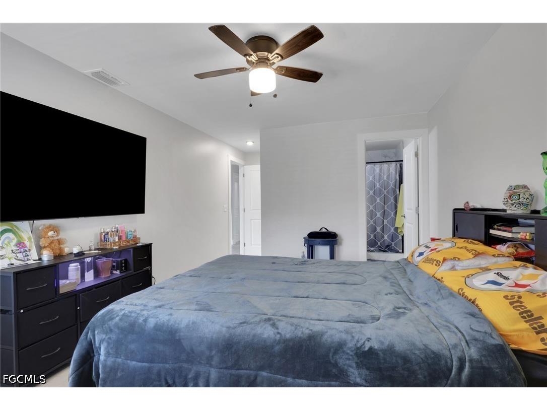 617/619 SE 12th Court Cape Coral FL 33990 2026014848 image23