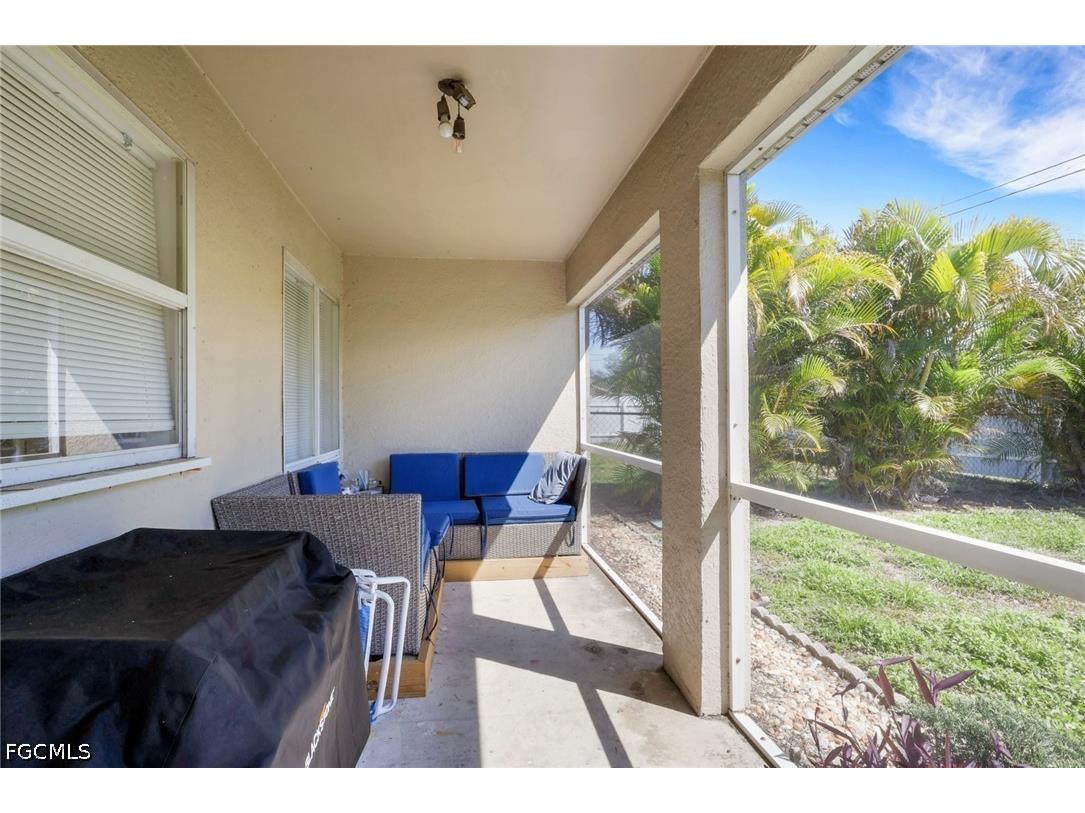 617/619 SE 12th Court Cape Coral FL 33990 2026014848 image26