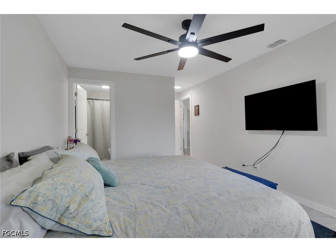 617/619 SE 12th Court Cape Coral FL 33990 2026014848 image9