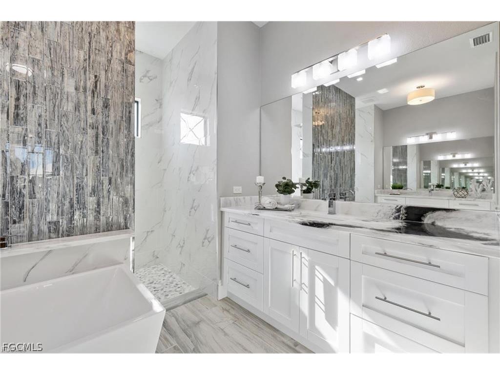 617 NW 39th Avenue Cape Coral FL 33993 2026011417 image25