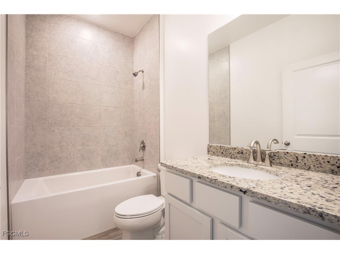 617 SE 3rd Terrace Cape Coral FL 33990 225006987 image10