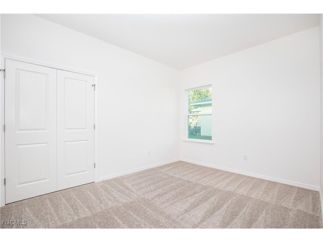 617 SE 3rd Terrace Cape Coral FL 33990 225006987 image8