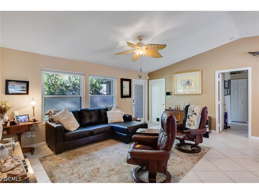 617 SW 9th Avenue Cape Coral FL 33991 2026018416 image10