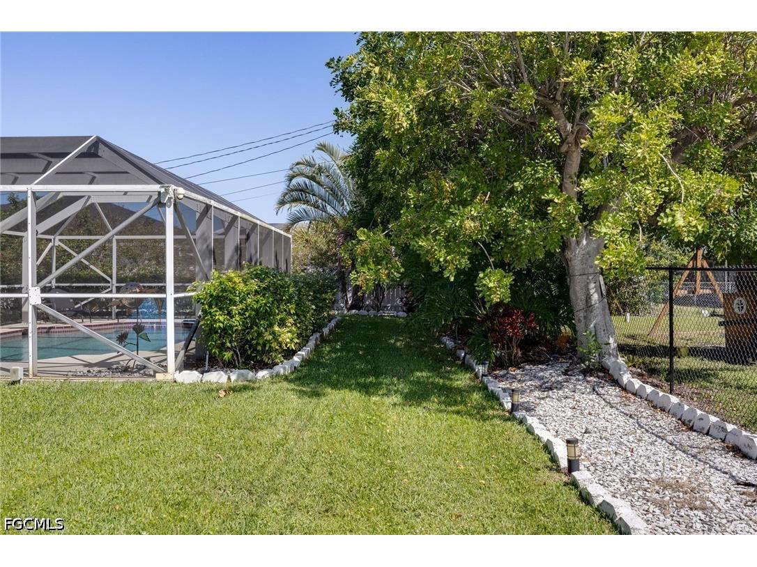 617 SW 9th Avenue Cape Coral FL 33991 2026018416 image3