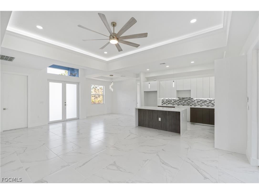 617 Valley Avenue S Lehigh Acres FL 33974 2026013277 image4