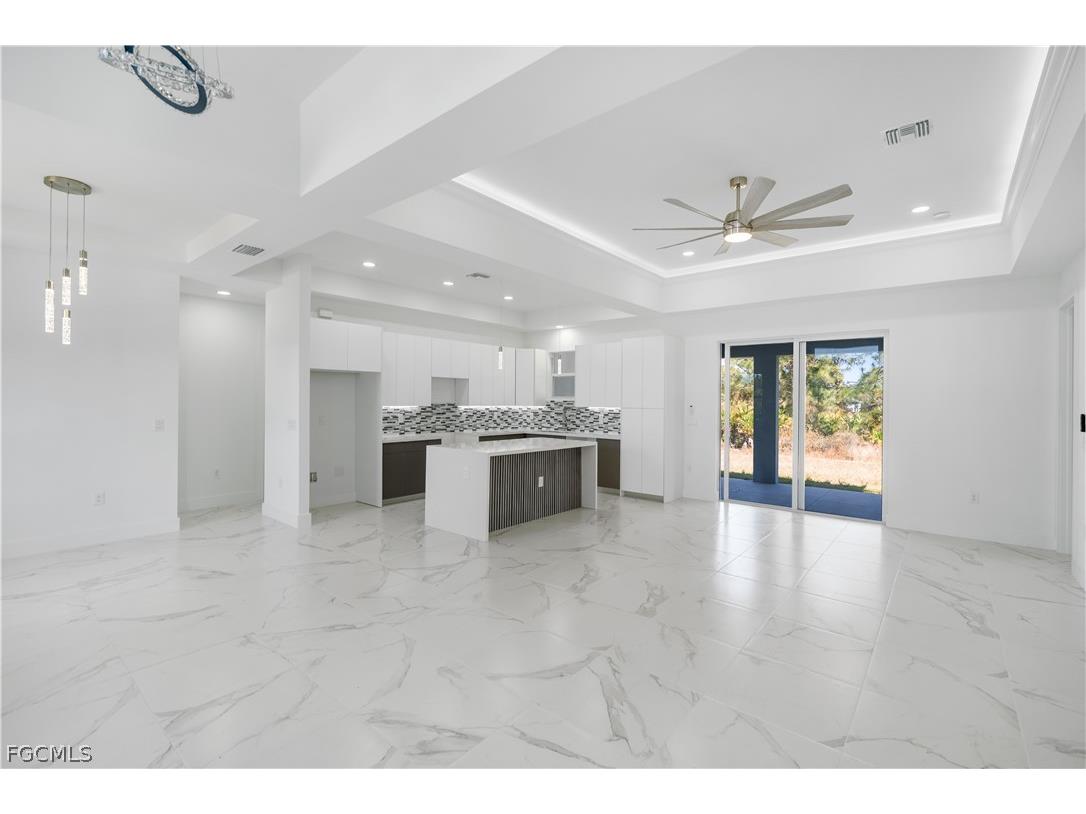 617 Valley Avenue S Lehigh Acres FL 33974 2026013277 image6