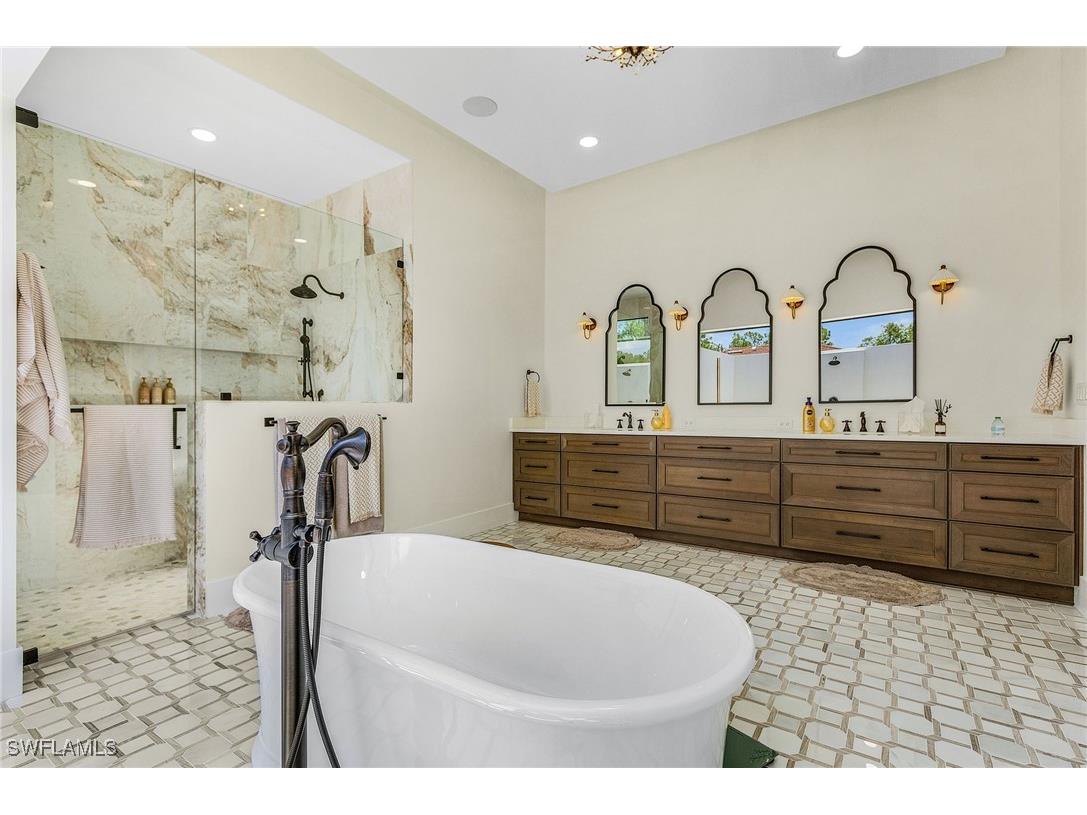 618 31st Street NW Naples FL 34120 225067864 image19