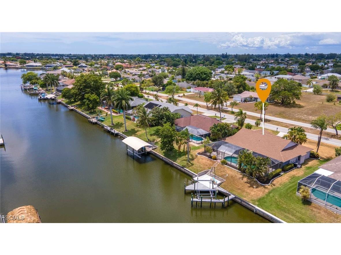 618 Archer Parkway W Cape Coral FL 33904 2025009835 image3