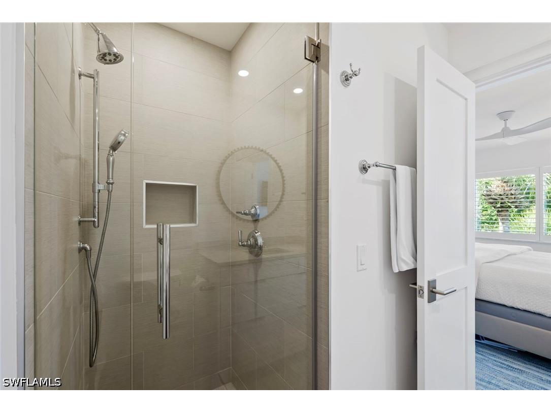 618 Broad Avenue S #J618 Naples FL 34102 226016613 image15
