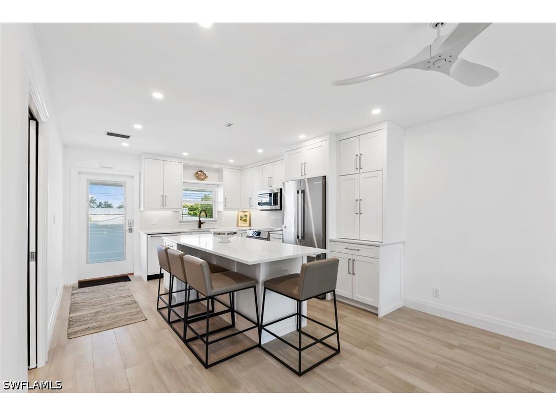 618 Broad Avenue S #J618 Naples FL 34102 226016613 image2