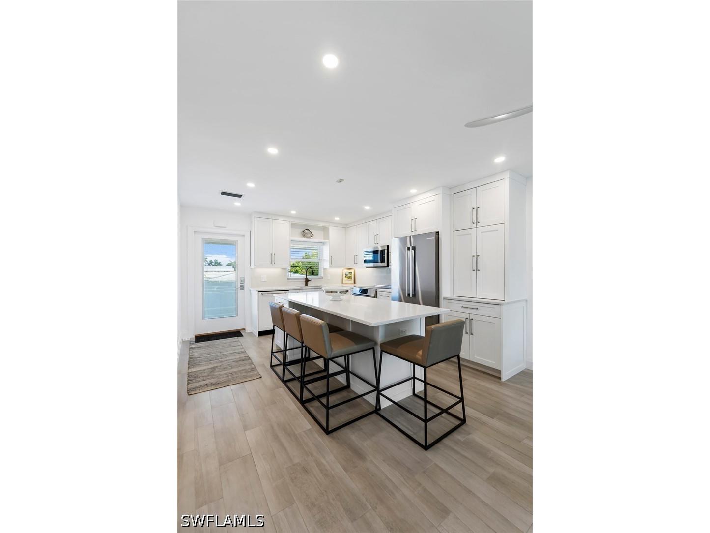 618 Broad Avenue S #J618 Naples FL 34102 226016613 image4