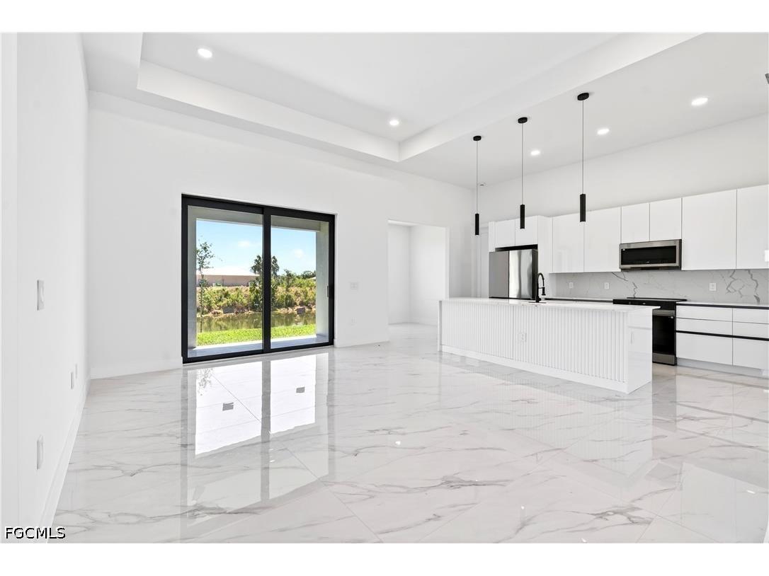618 NE 12th Street Cape Coral FL 33909 2026025711 image12