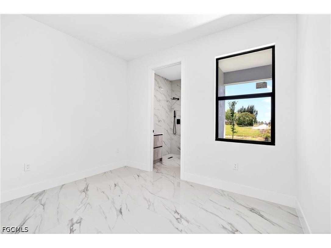 618 NE 12th Street Cape Coral FL 33909 2026025711 image32