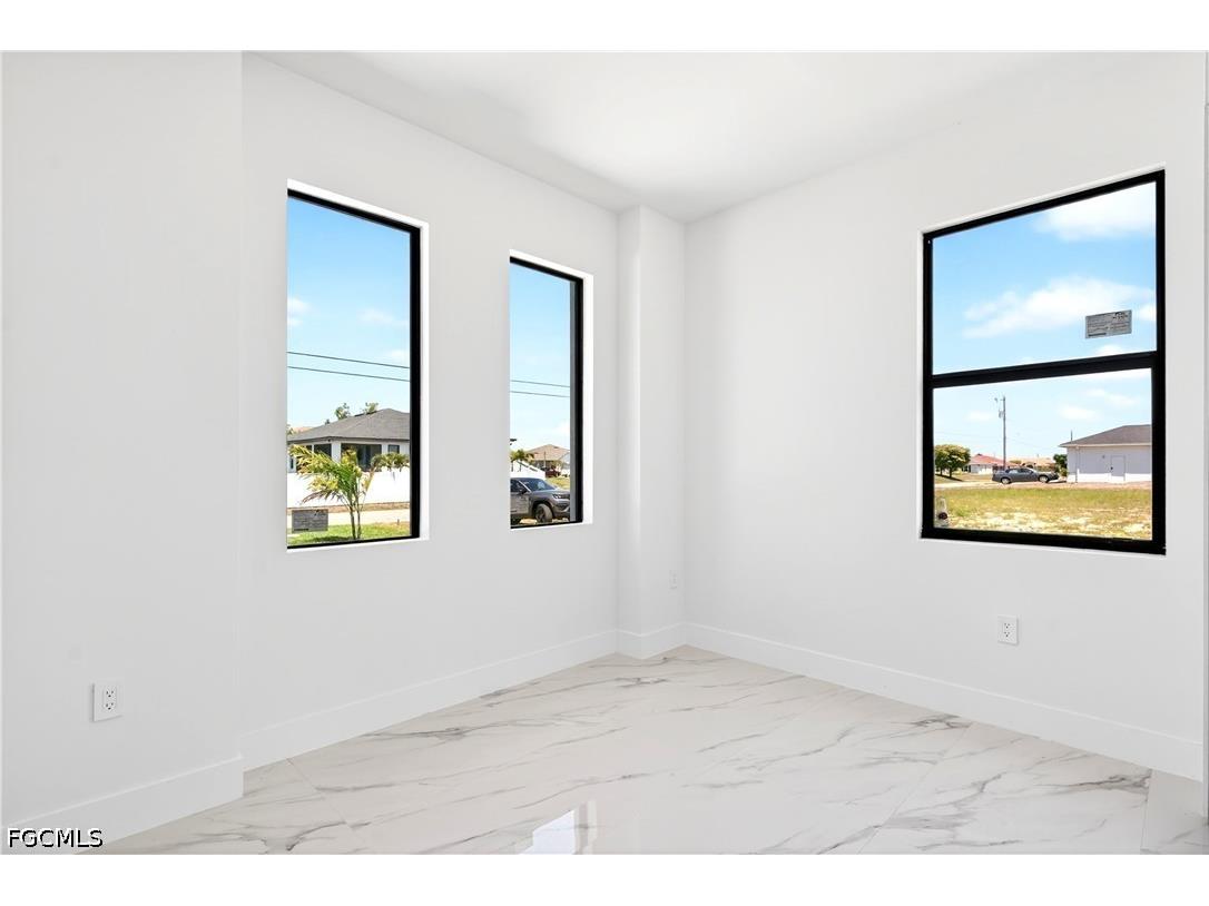 618 NE 12th Street Cape Coral FL 33909 2026025711 image34