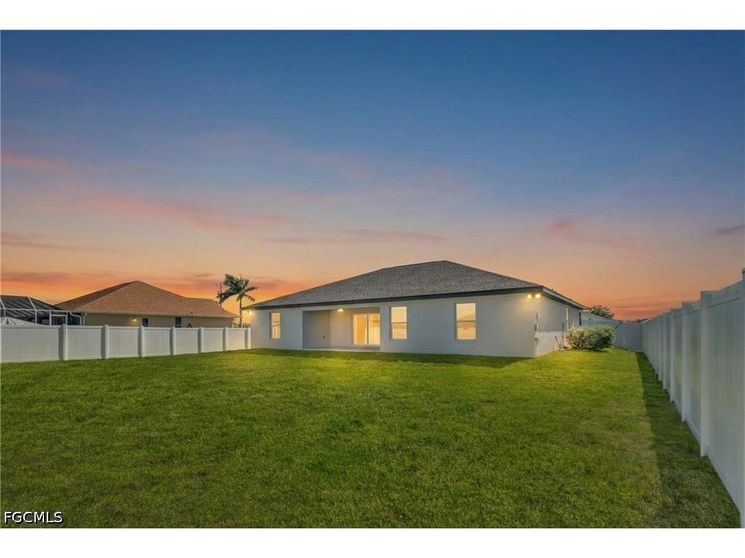618 NE 2nd Place Cape Coral FL 33909 2026017400 image27