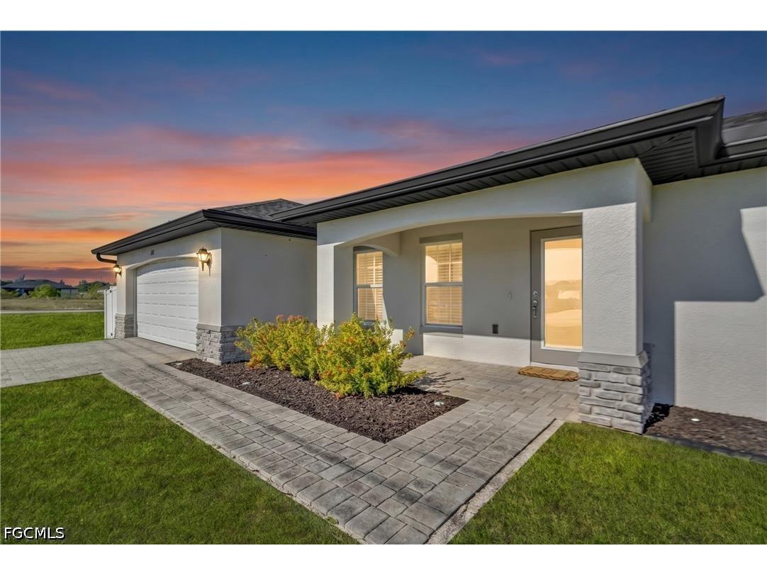 618 NE 2nd Place Cape Coral FL 33909 2026017400 image3