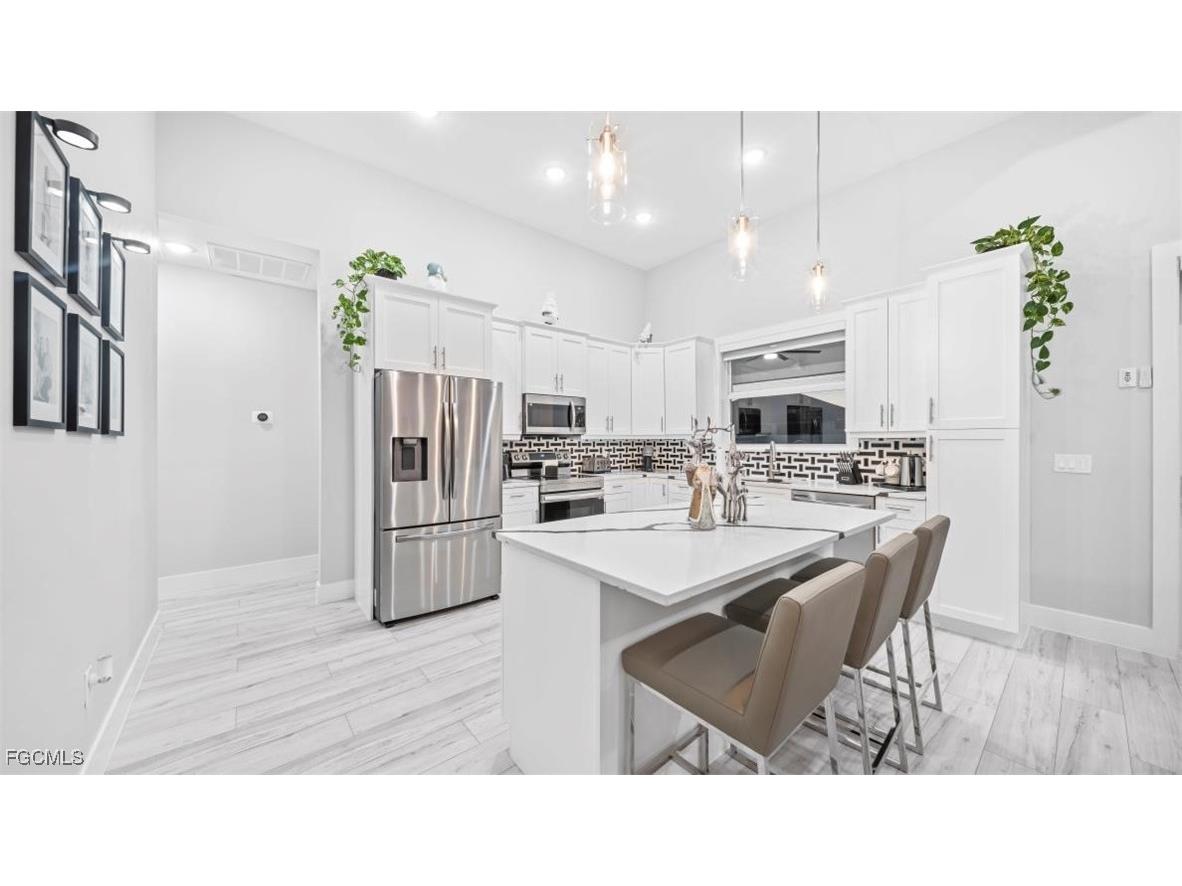 618 NW 7th Place Cape Coral FL 33993 2025023709 image11