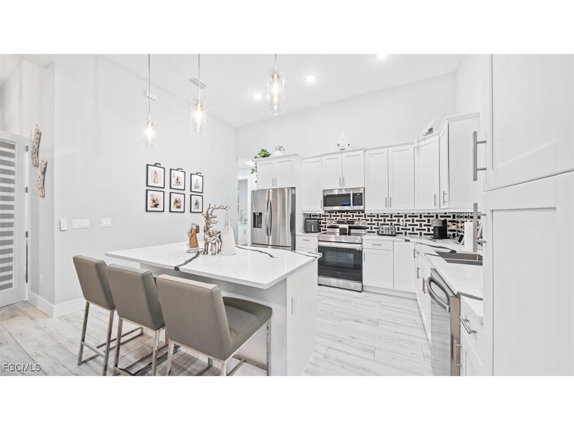 618 NW 7th Place Cape Coral FL 33993 2025023709 image13