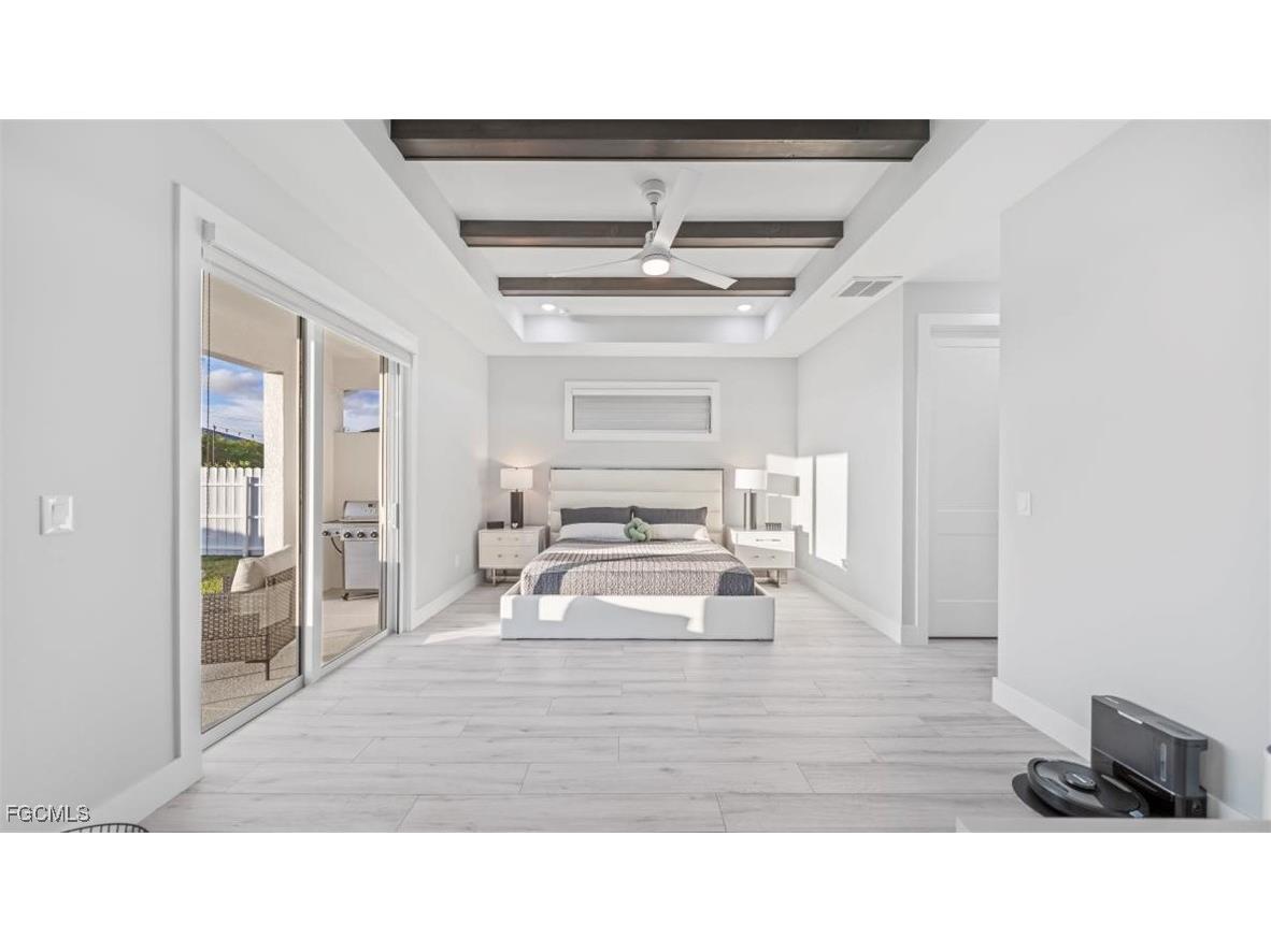 618 NW 7th Place Cape Coral FL 33993 2025023709 image3