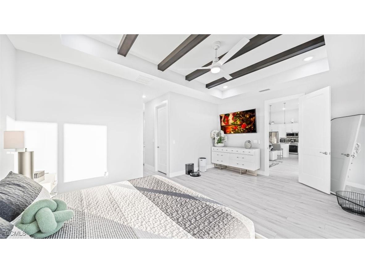 618 NW 7th Place Cape Coral FL 33993 2025023709 image5