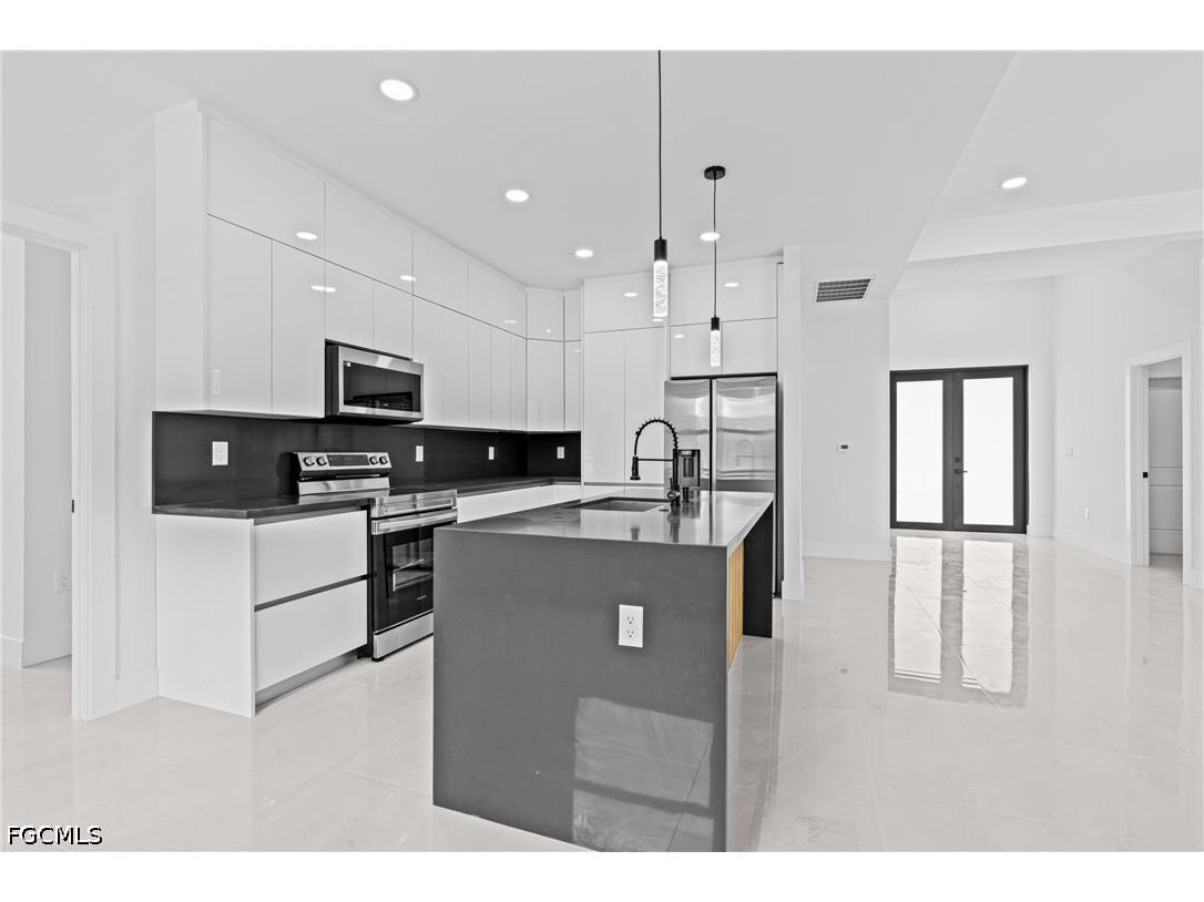 618 Raintree Street E Lehigh Acres FL 33974 2026016647 image11