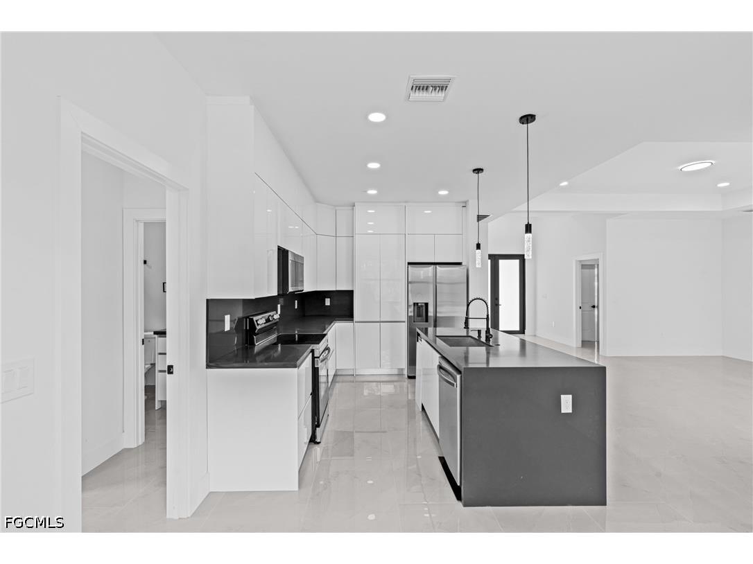 618 Raintree Street E Lehigh Acres FL 33974 2026016647 image12