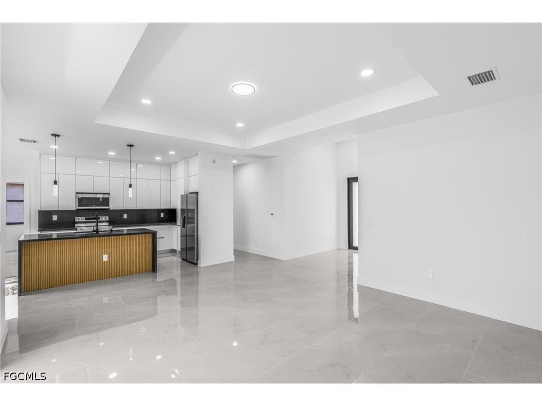 618 Raintree Street E Lehigh Acres FL 33974 2026016647 image6