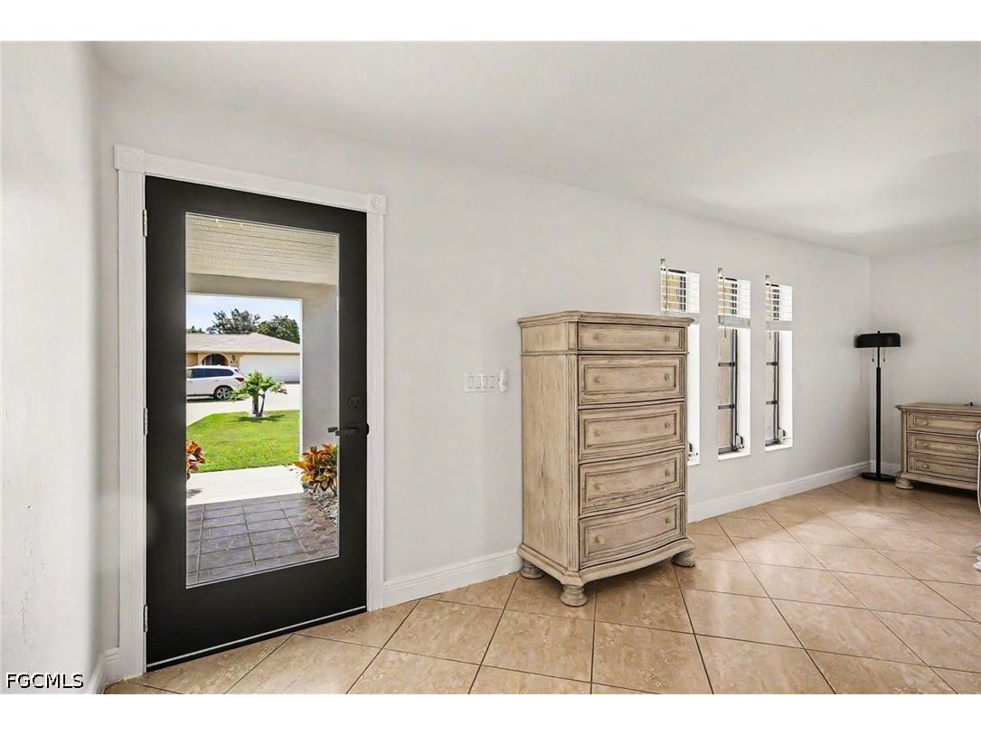 618 SE 11th Place Cape Coral FL 33990 2026024461 image14