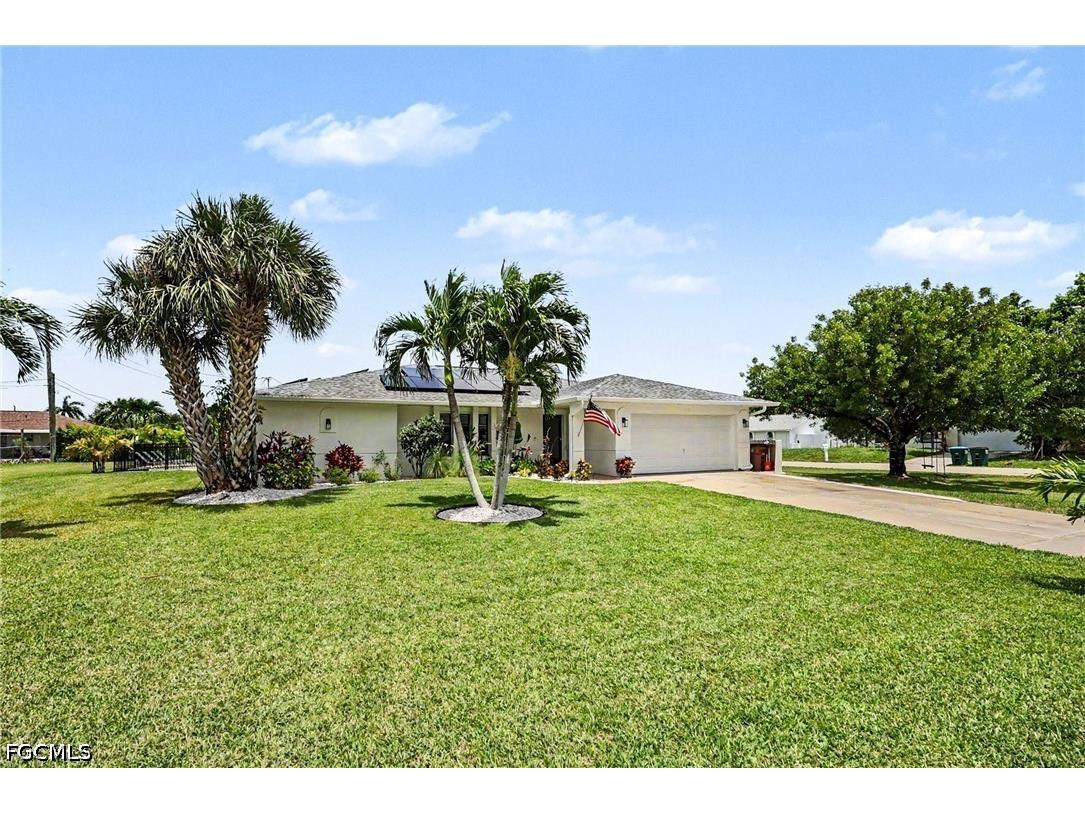 618 SE 11th Place Cape Coral FL 33990 2026024461 image2