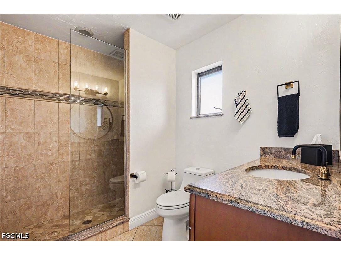 618 SE 11th Place Cape Coral FL 33990 2026024461 image23