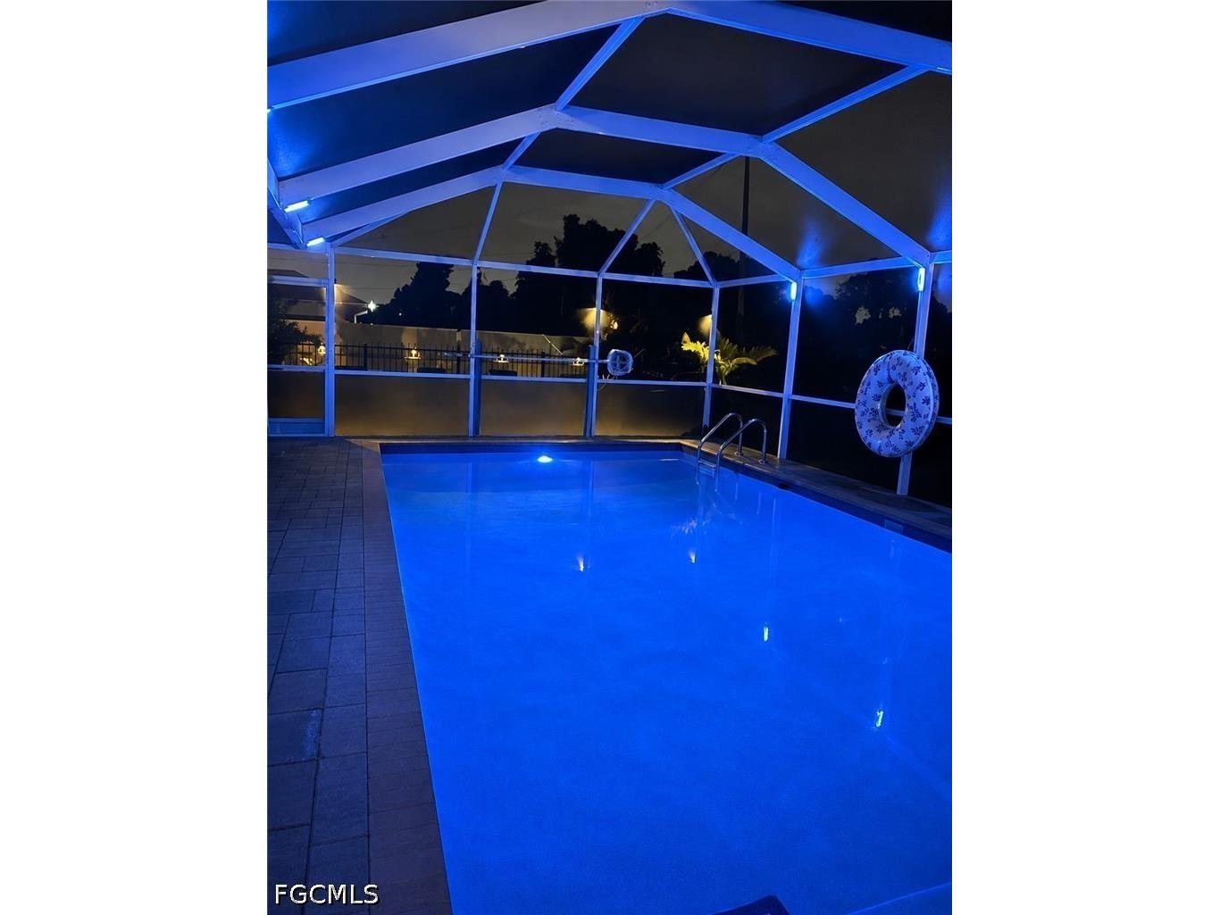 618 SE 11th Place Cape Coral FL 33990 2026024461 image7