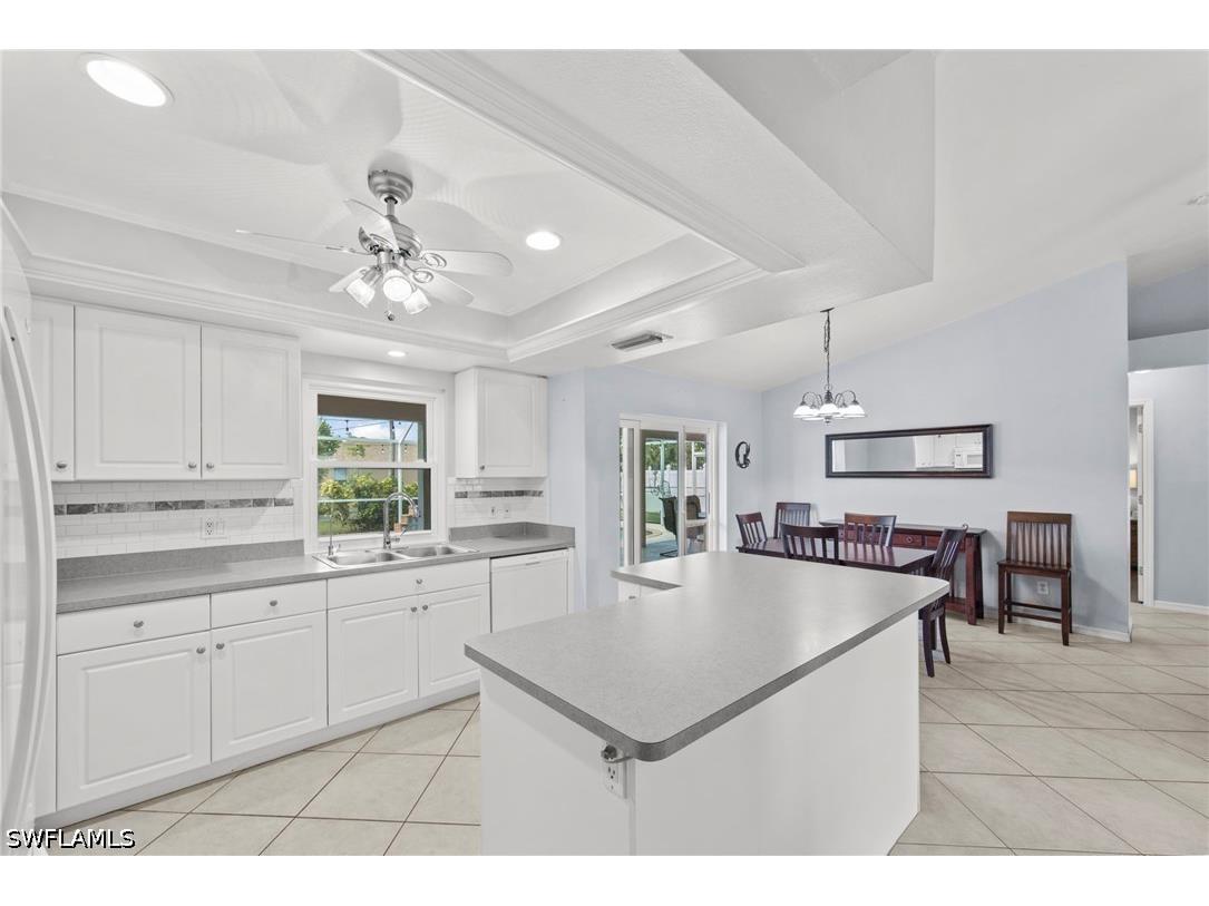 618 SE 15th Terrace Cape Coral FL 33990 226019808 image1