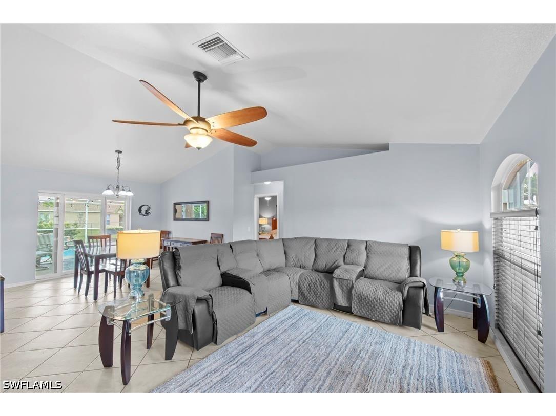 618 SE 15th Terrace Cape Coral FL 33990 226019808 image10