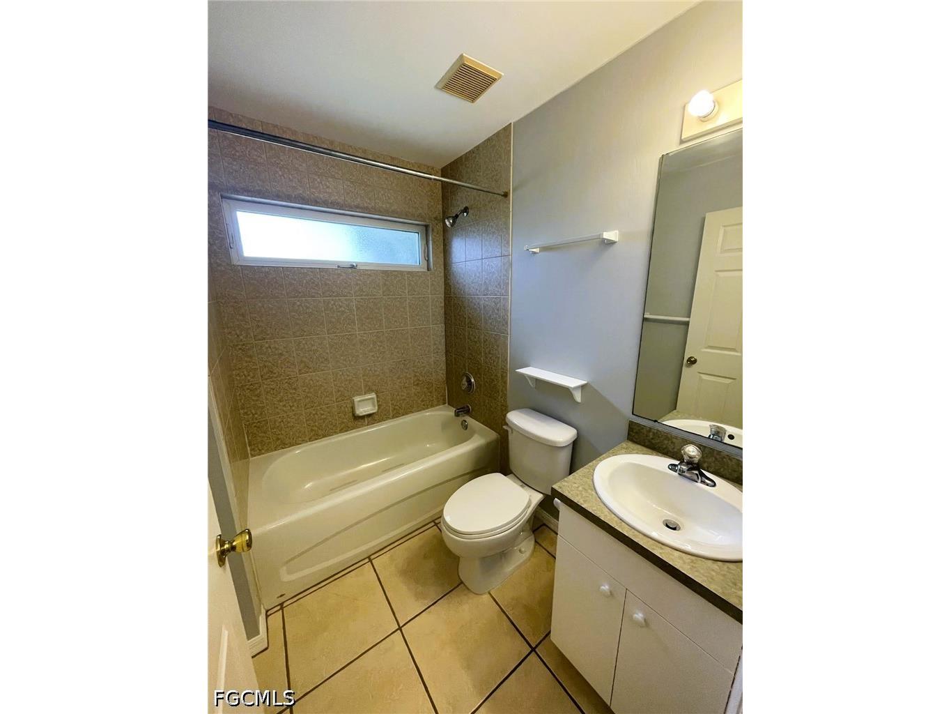 616 SE 9th Street Cape Coral FL 33990 2026022094 image7