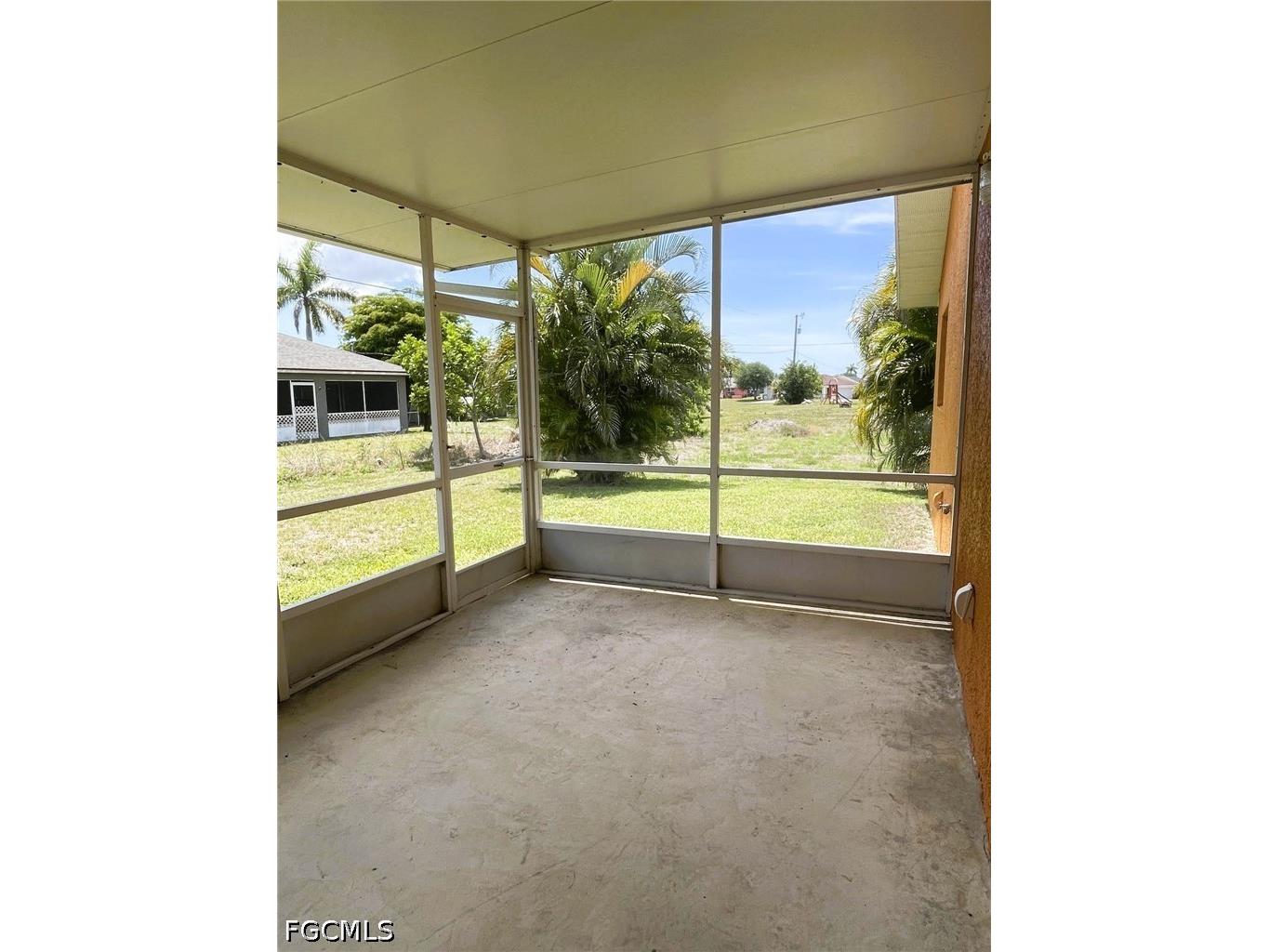 616 SE 9th Street Cape Coral FL 33990 2026022094 image8