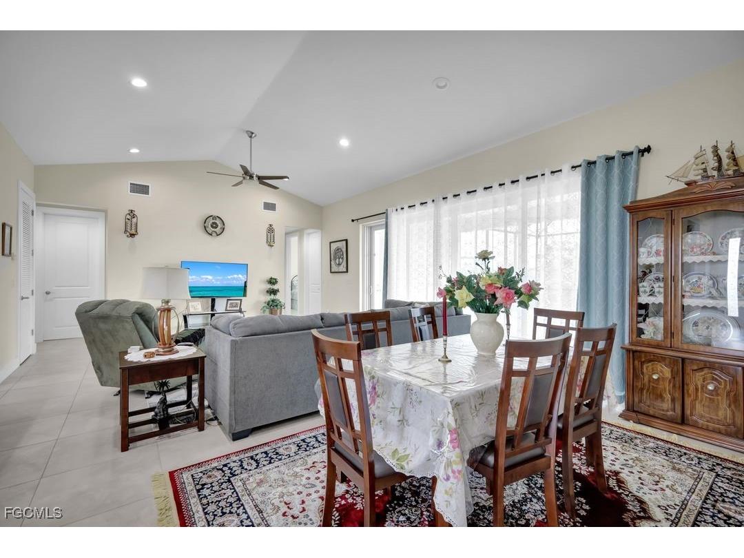 618 SW 31st Terrace Cape Coral FL 33914 2025026245 image12