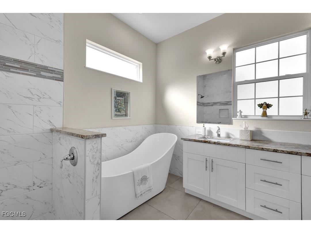 618 SW 31st Terrace Cape Coral FL 33914 2025026245 image17