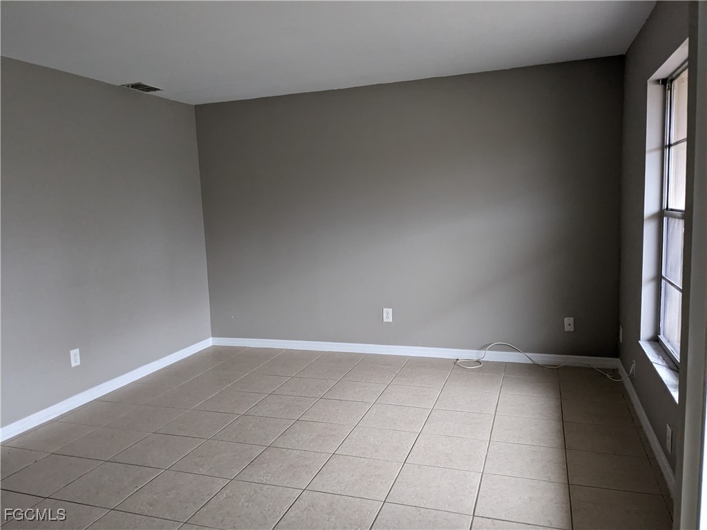 6180 Principia Drive #4 OR D Fort Myers FL 33919 2025026074 image3