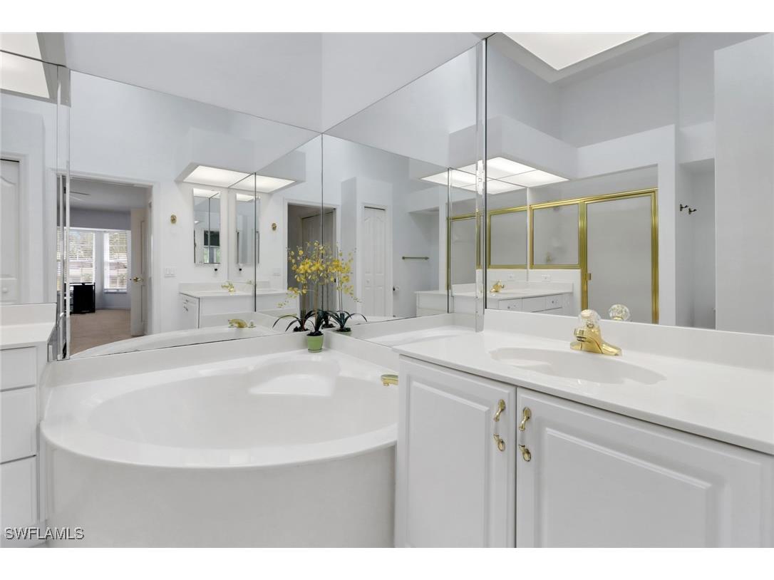 6180 Reserve Circle #203 Naples FL 34119 225068201 image13