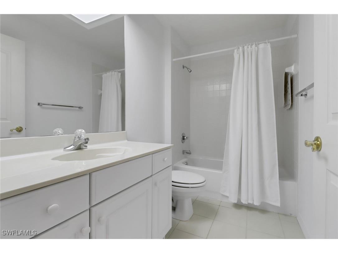 6180 Reserve Circle #203 Naples FL 34119 225068201 image19