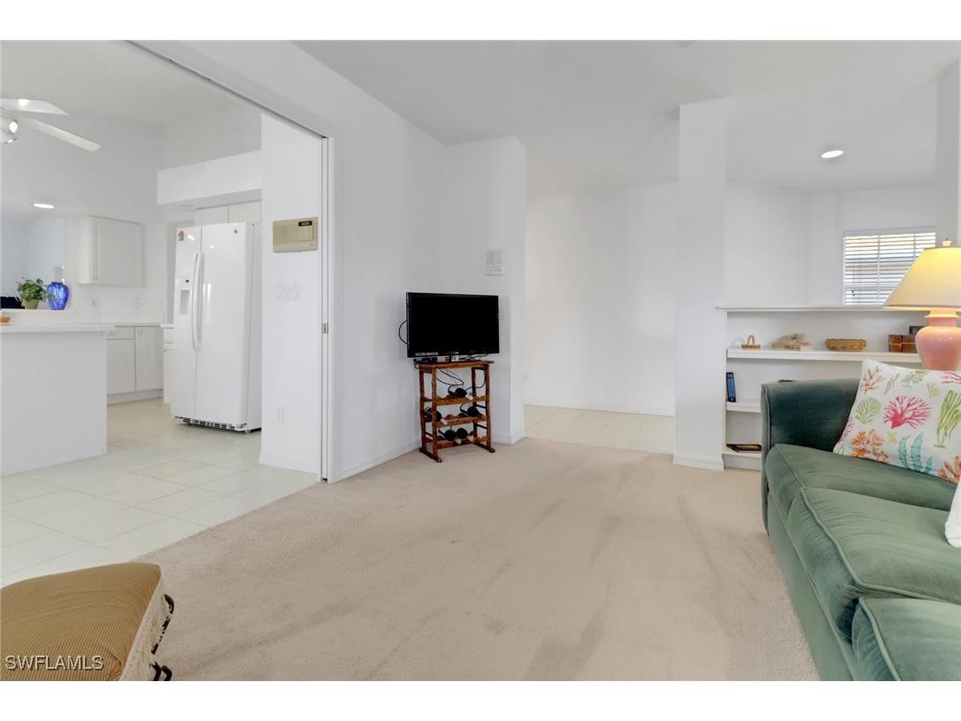 6180 Reserve Circle #203 Naples FL 34119 225068201 image9