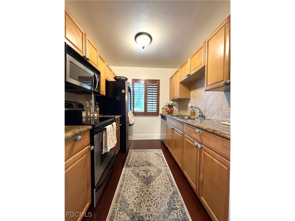 6184 Michelle Way #101 Fort Myers FL 33919 2025007957 image9