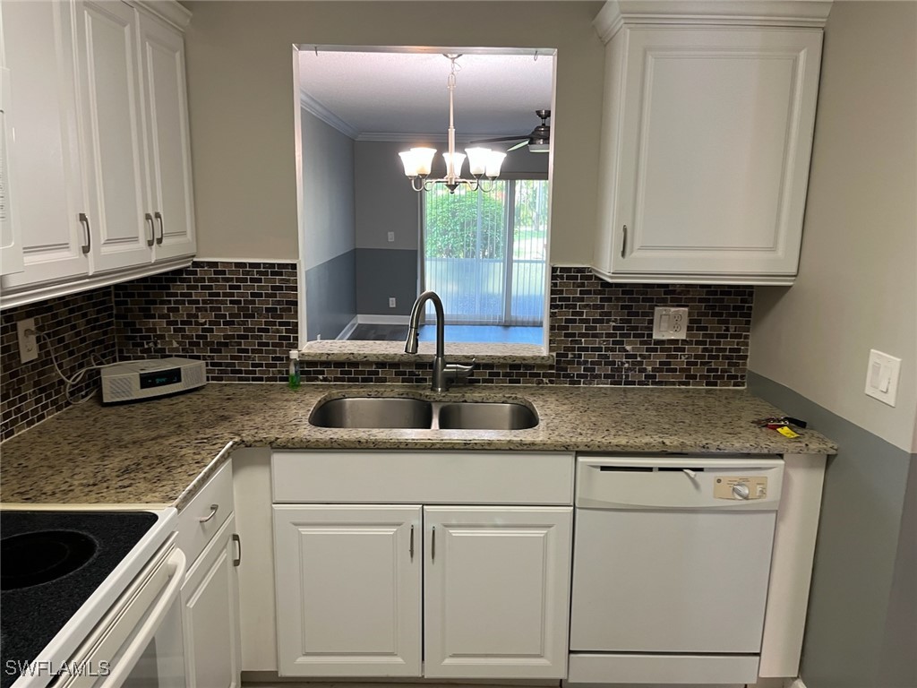 6184 Michelle Way #123 Fort Myers FL 33919 225048798 image2